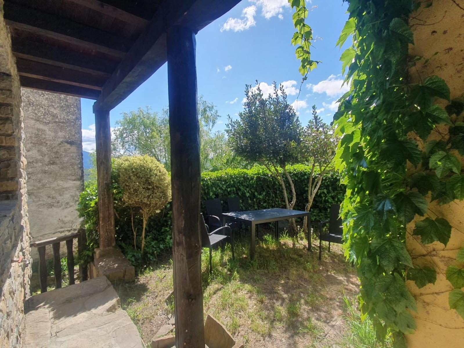 Alojamiento La Atalaya De Araguas Araguás del Solano Kültér fotó